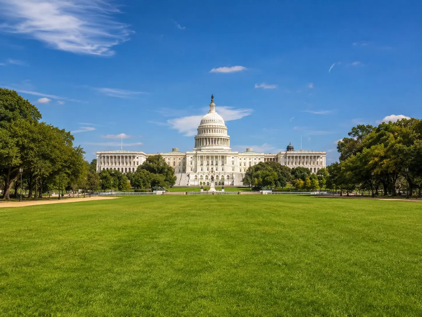 Das US Capitol am Ostende der National Mall
